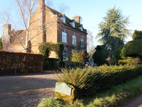 Yew Tree House, Norchard Lane 3